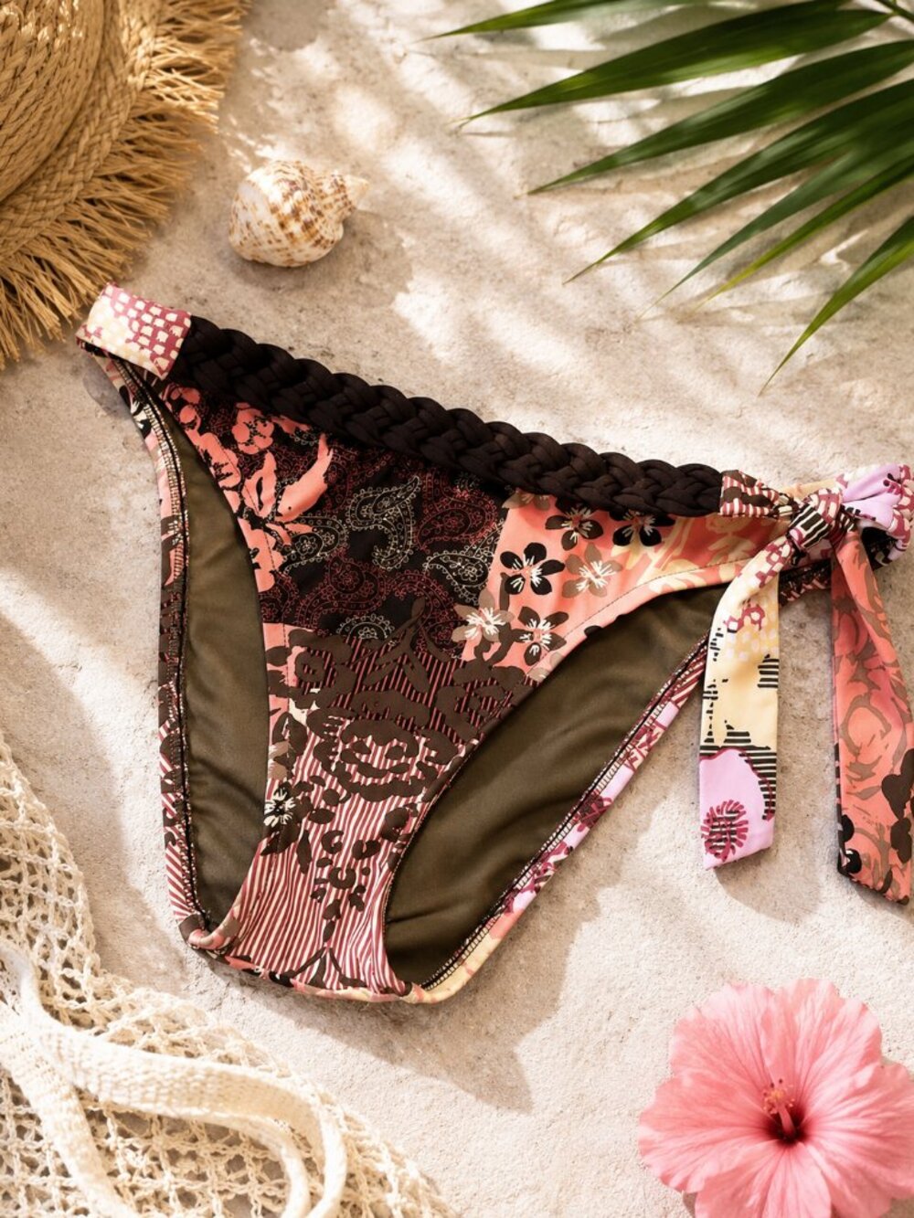 Lucky brand• bikini bottom• medium• like new! (WA-508)